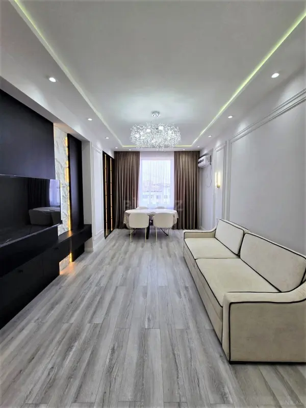Satılır 2 otaqlı mənzil 85 m²