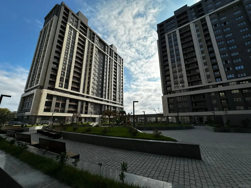 Satılır 3 otaqlı mənzil 127 m²