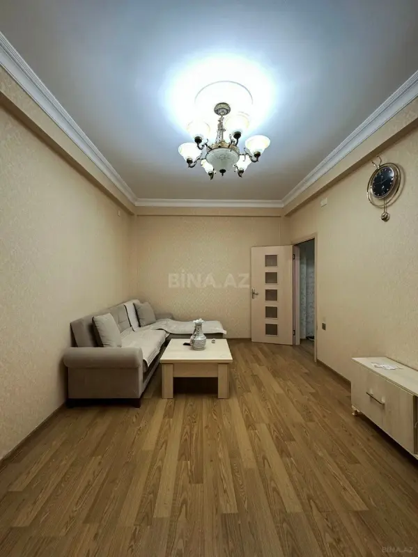 Kirayə verilir 2 otaqlı mənzil 86 m²