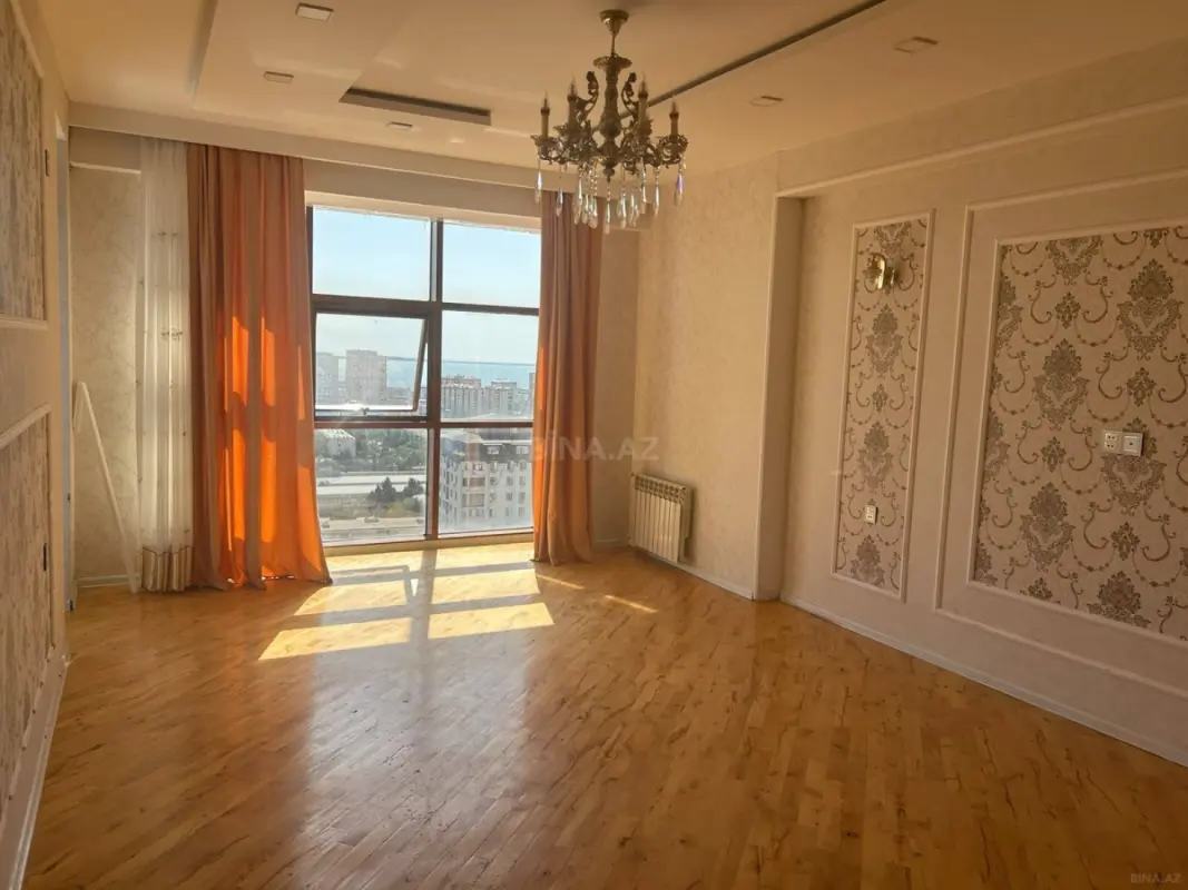 Kirayə verilir 2 otaqlı mənzil 73 m²