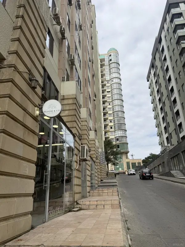 Satılır obyekt 53 m²