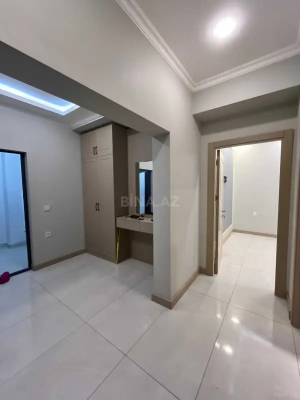 Satılır 2 otaqlı mənzil 62 m²