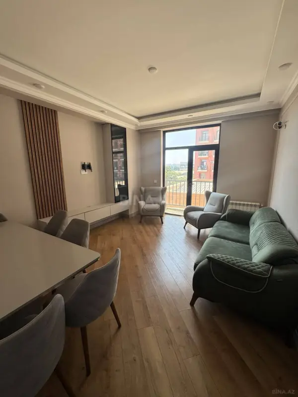 Kirayə verilir 2 otaqlı mənzil 85 m²