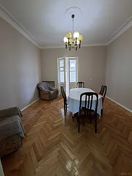 Kirayə verilir 2 otaqlı mənzil 50 m² — Bakı, Nərimanov 2 otaq 50.00 m²