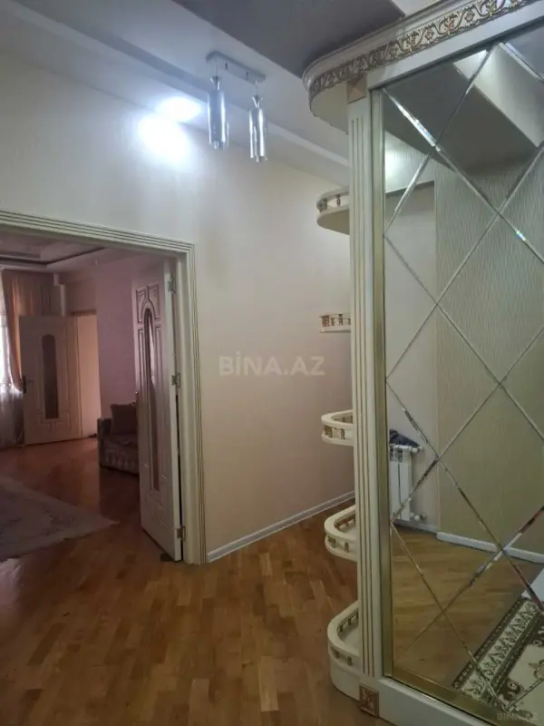 Kirayə verilir 3 otaqlı mənzil 85 m²