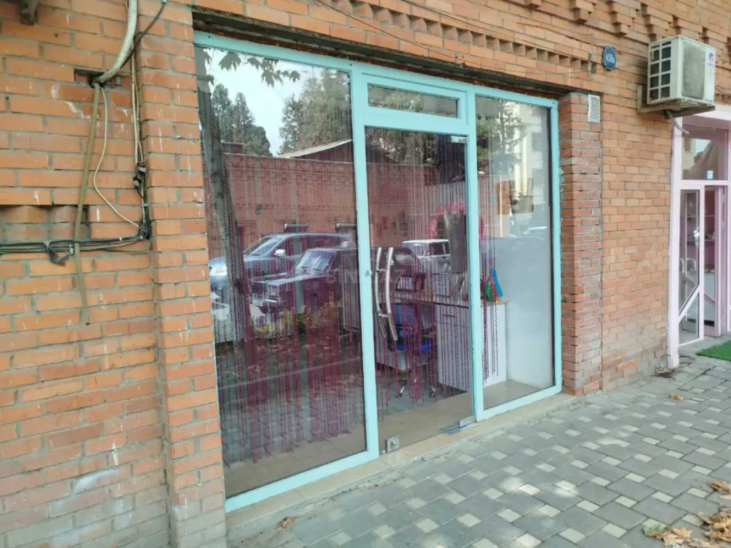 Satılır obyekt 20 m²
