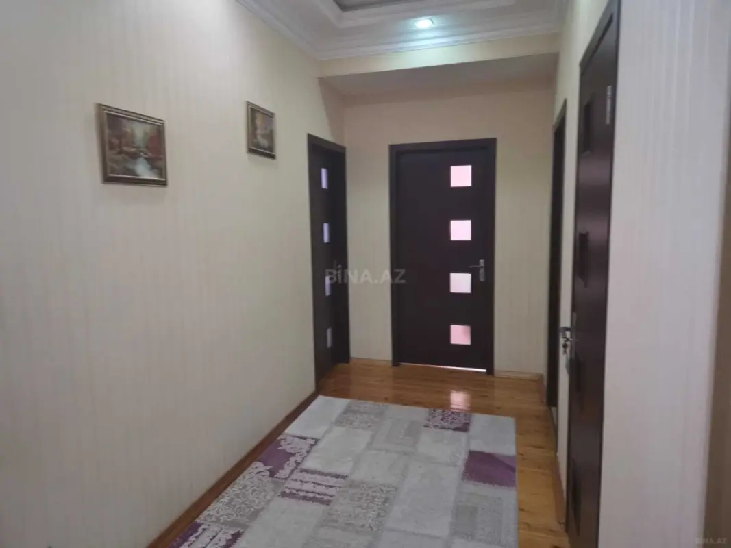 Satılır 3 otaqlı mənzil 92 m²