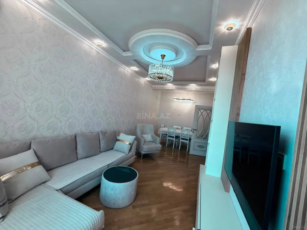 Satılır 2 otaqlı mənzil 75 m²