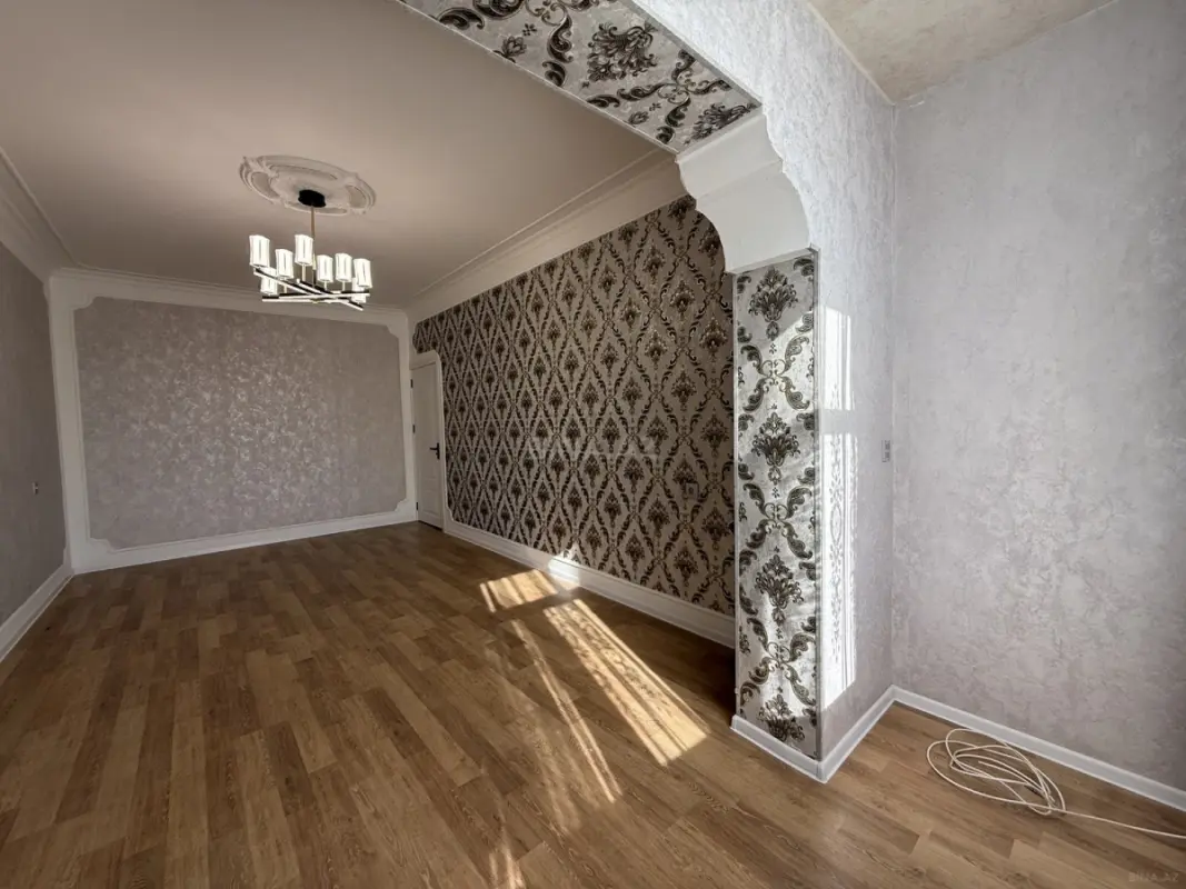 Satılır 3 otaqlı mənzil 74 m²