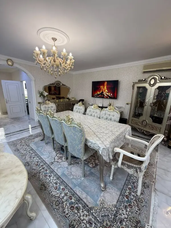 Satılır 3 otaqlı mənzil 120 m²