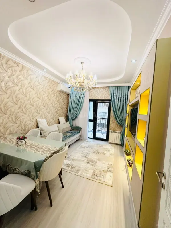Kirayə verilir 2 otaqlı mənzil 55 m²
