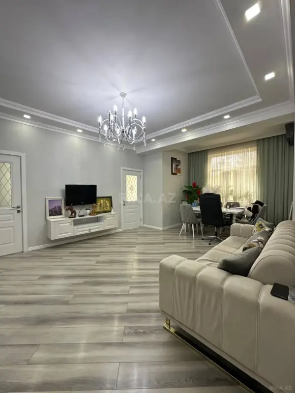 Satılır 3 otaqlı mənzil 94 m²