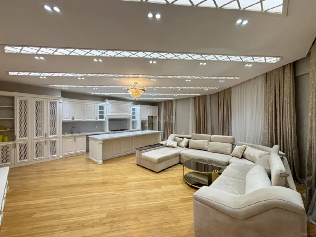 Kirayə verilir 3 otaqlı mənzil 160 m²