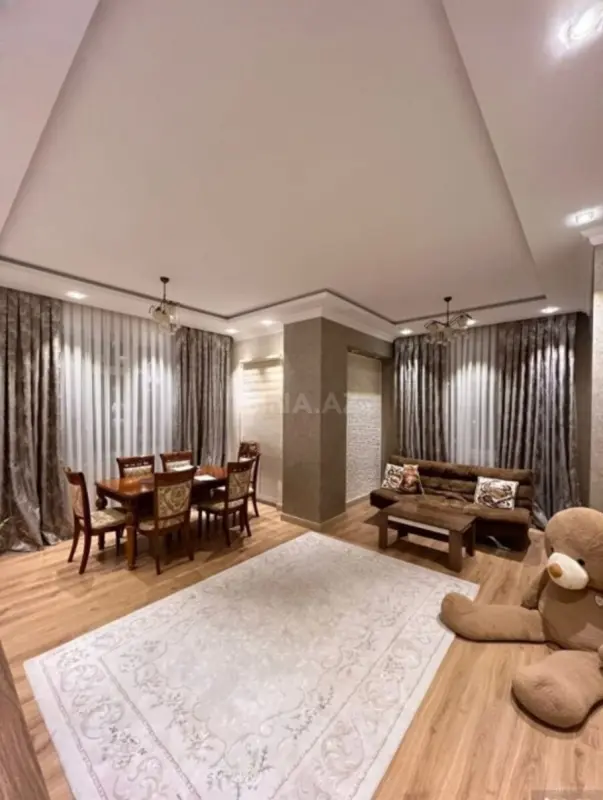Kirayə verilir 2 otaqlı mənzil 100 m²