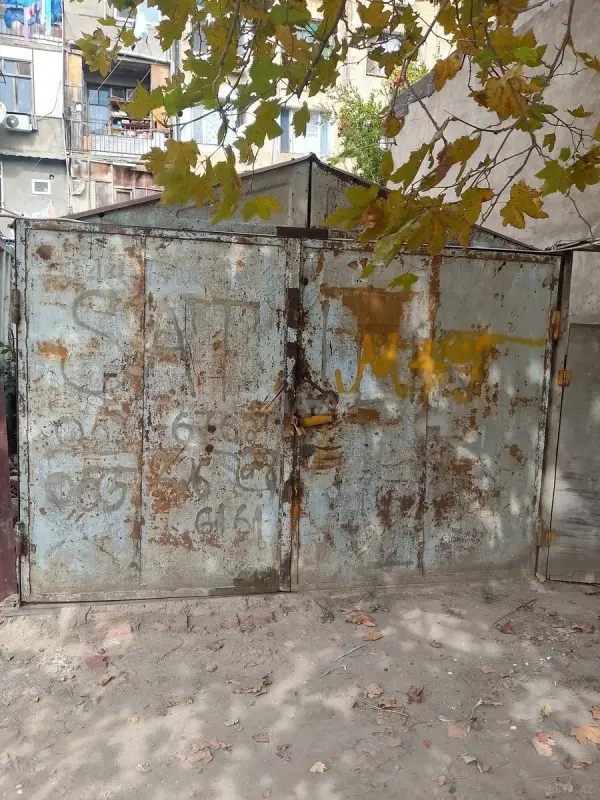 Satılır qaraj 25 m²