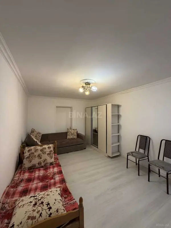 Satılır 1 otaqlı mənzil 40 m²