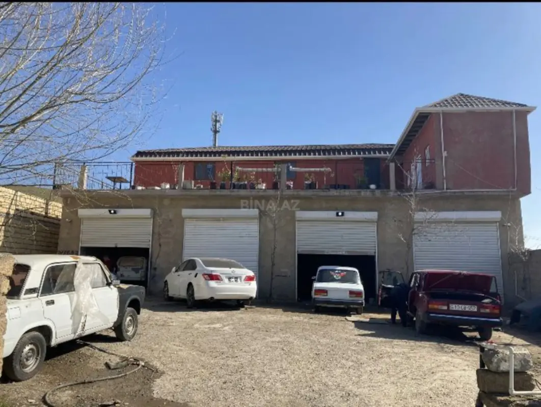 Satılır obyekt 465 m²