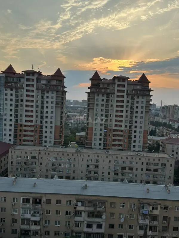 Kirayə verilir 2 otaqlı mənzil 80 m²