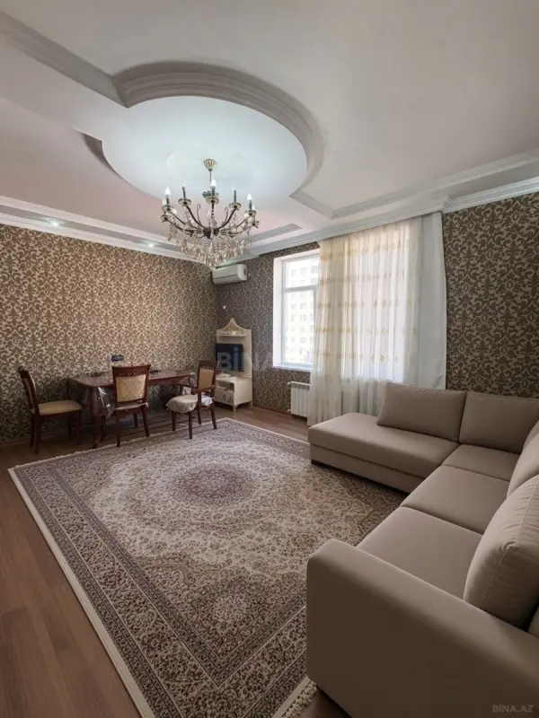 Satılır 2 otaqlı mənzil 88 m²
