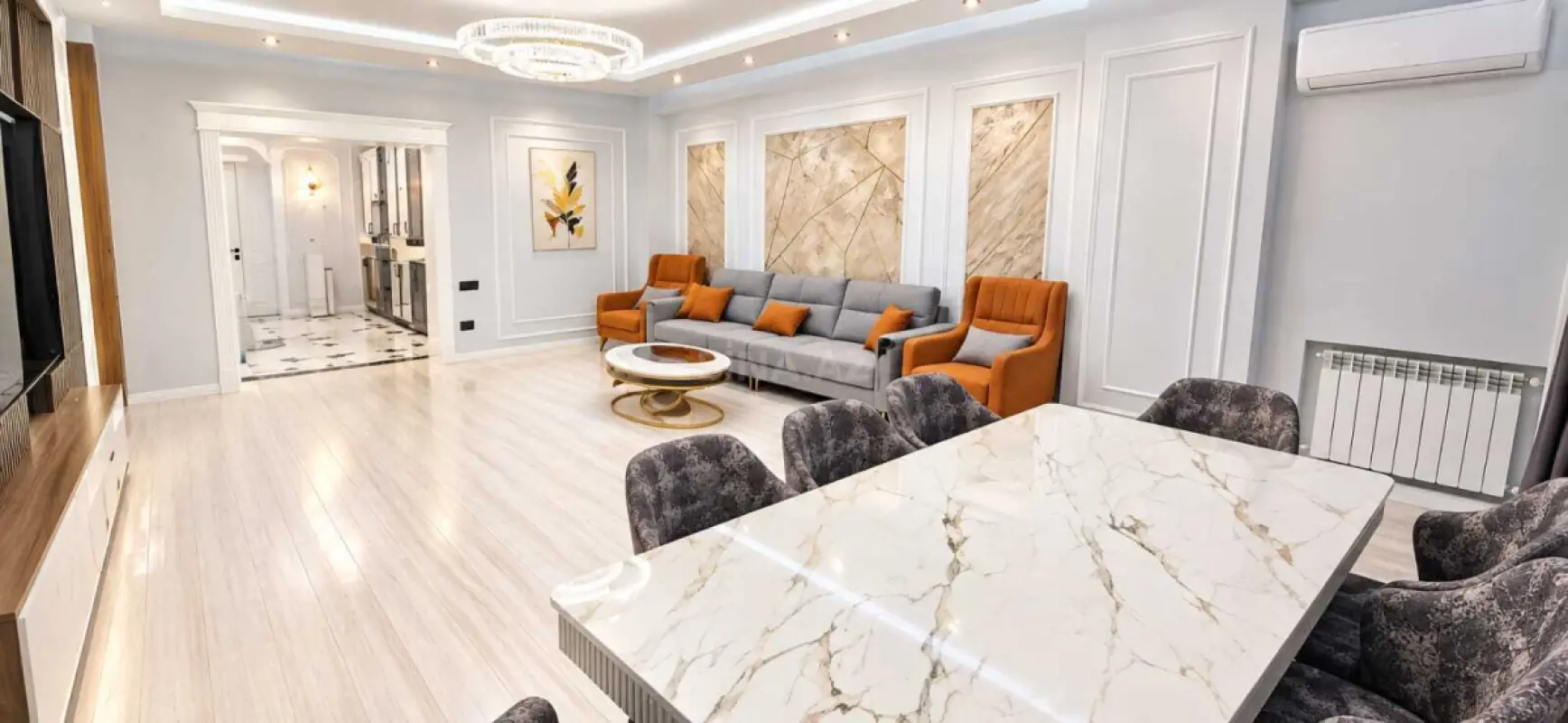 Kirayə verilir 4 otaqlı mənzil 180 m²