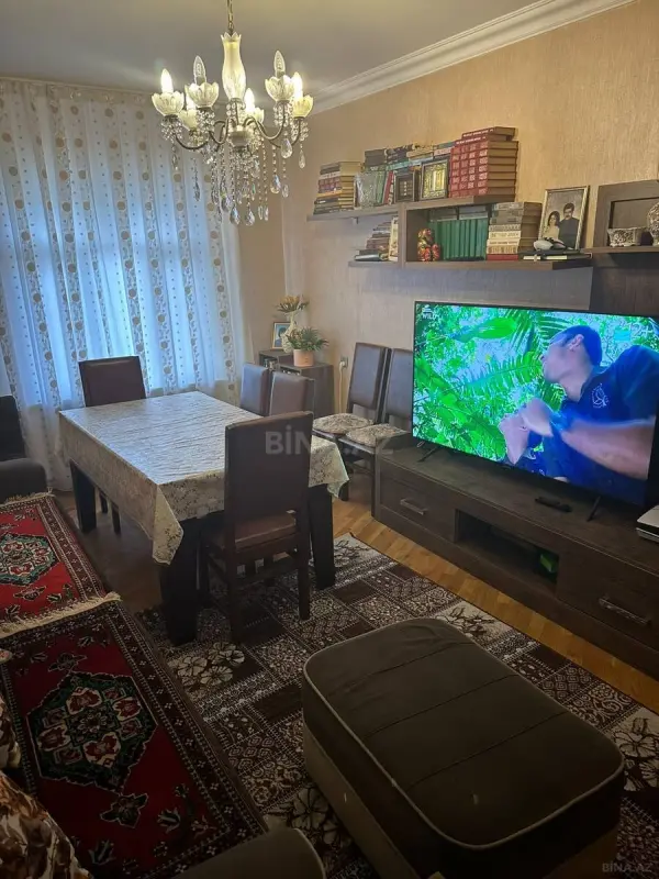 Satılır 4 otaqlı mənzil 114 m²
