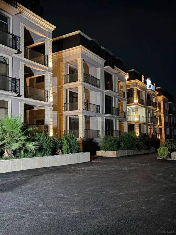 Satılır 4 otaqlı mənzil 105 m²
