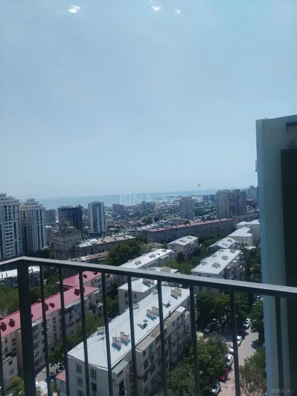 Satılır 3 otaqlı mənzil 110 m²