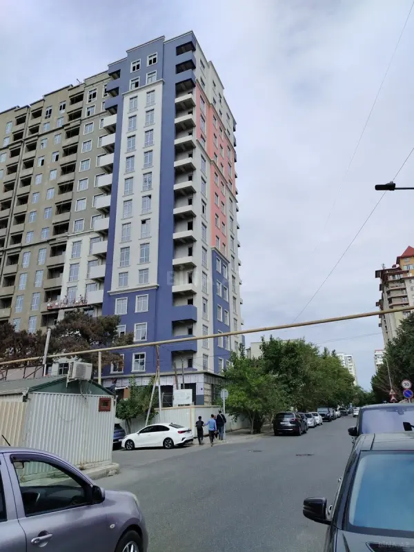 Satılır 2 otaqlı mənzil 76.7 m²