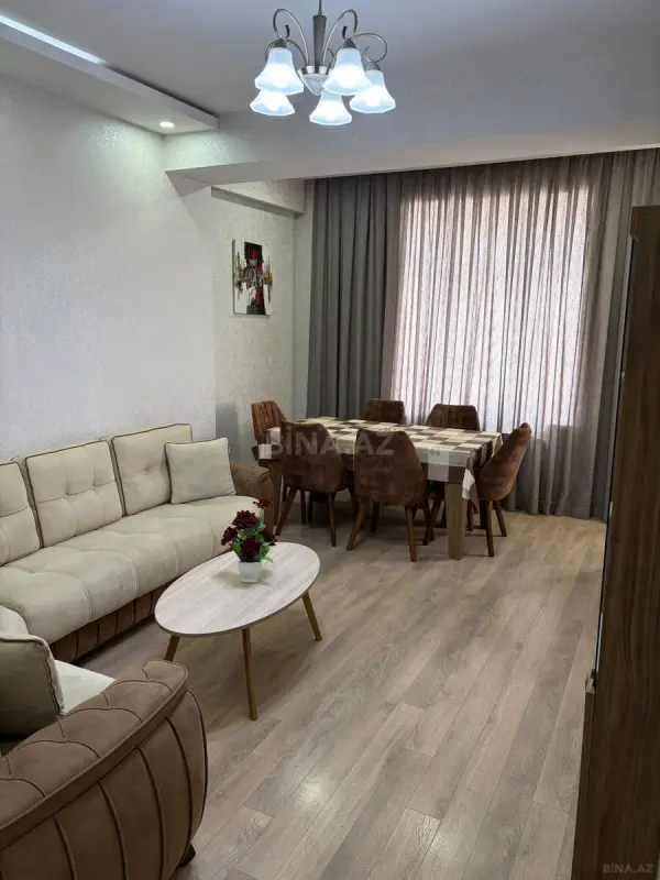 Kirayə verilir 2 otaqlı mənzil 68 m²