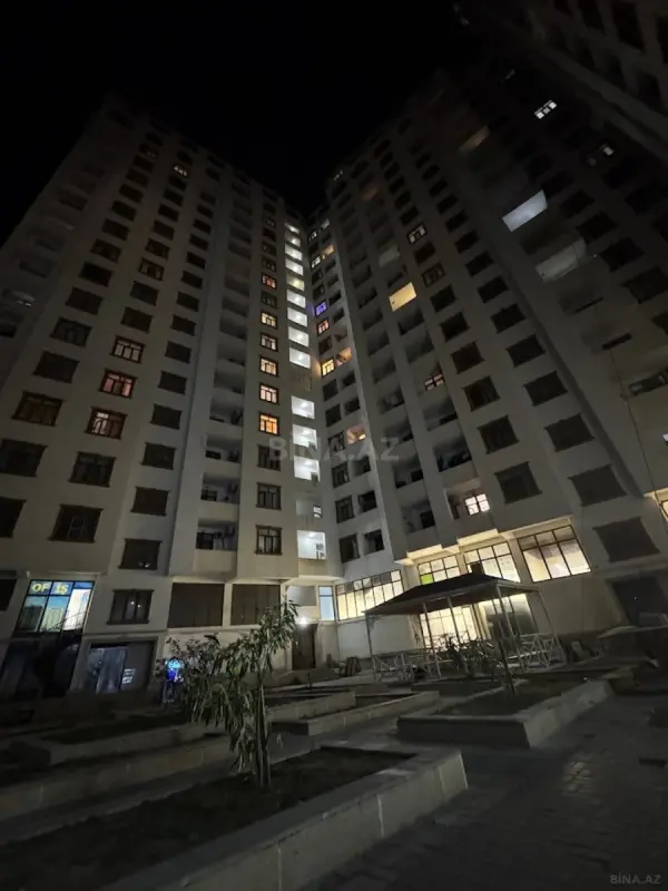 Satılır 2 otaqlı mənzil 82 m²