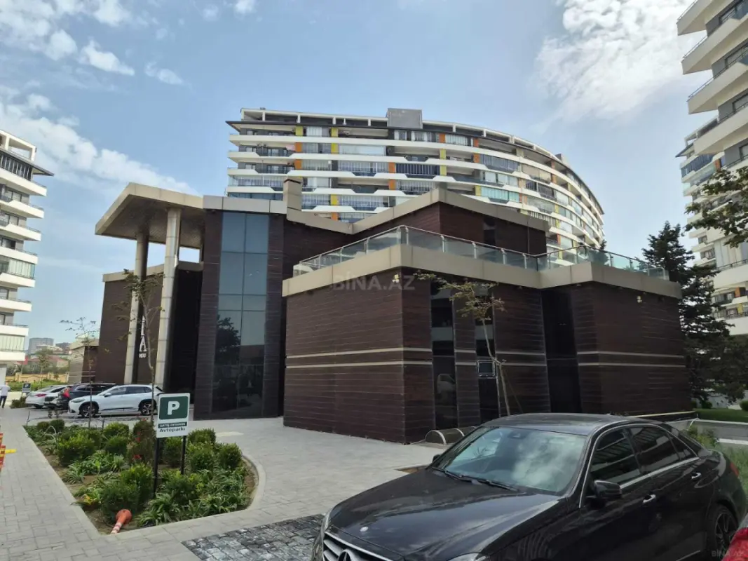 Satılır 2 otaqlı mənzil 73 m²