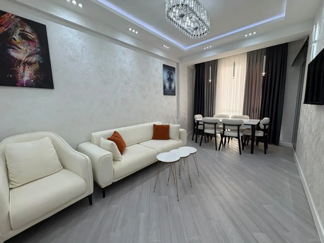 Kirayə verilir 2 otaqlı mənzil 55 m²