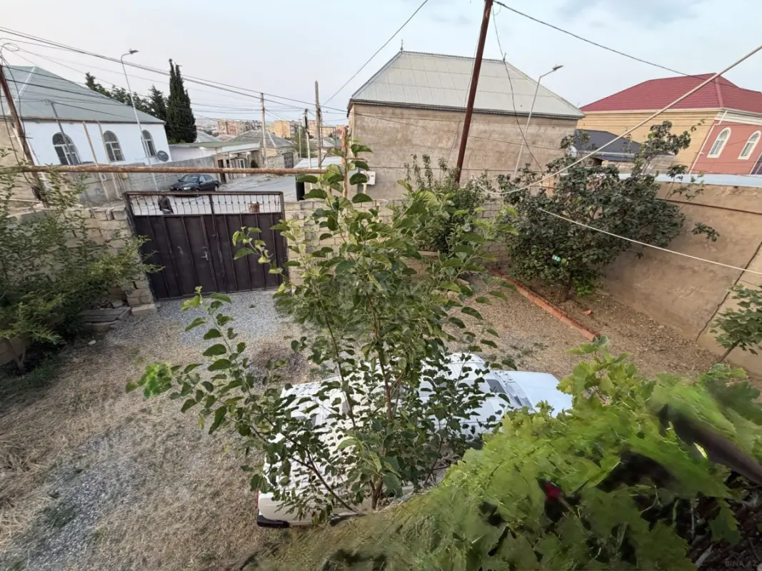 Satılır 4 otaqlı həyət evi 121 m²