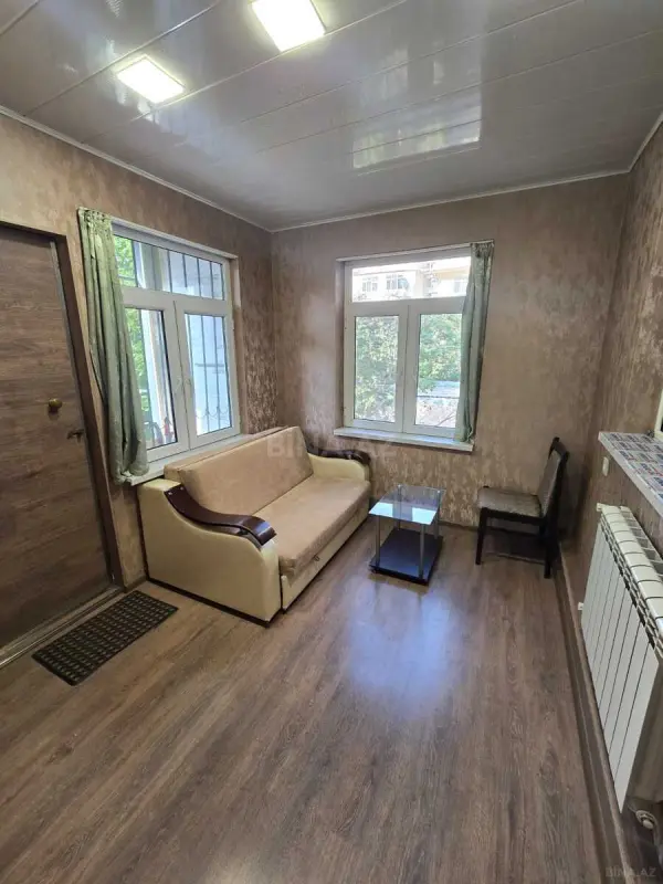 Kirayə verilir 4 otaqlı mənzil 75 m²