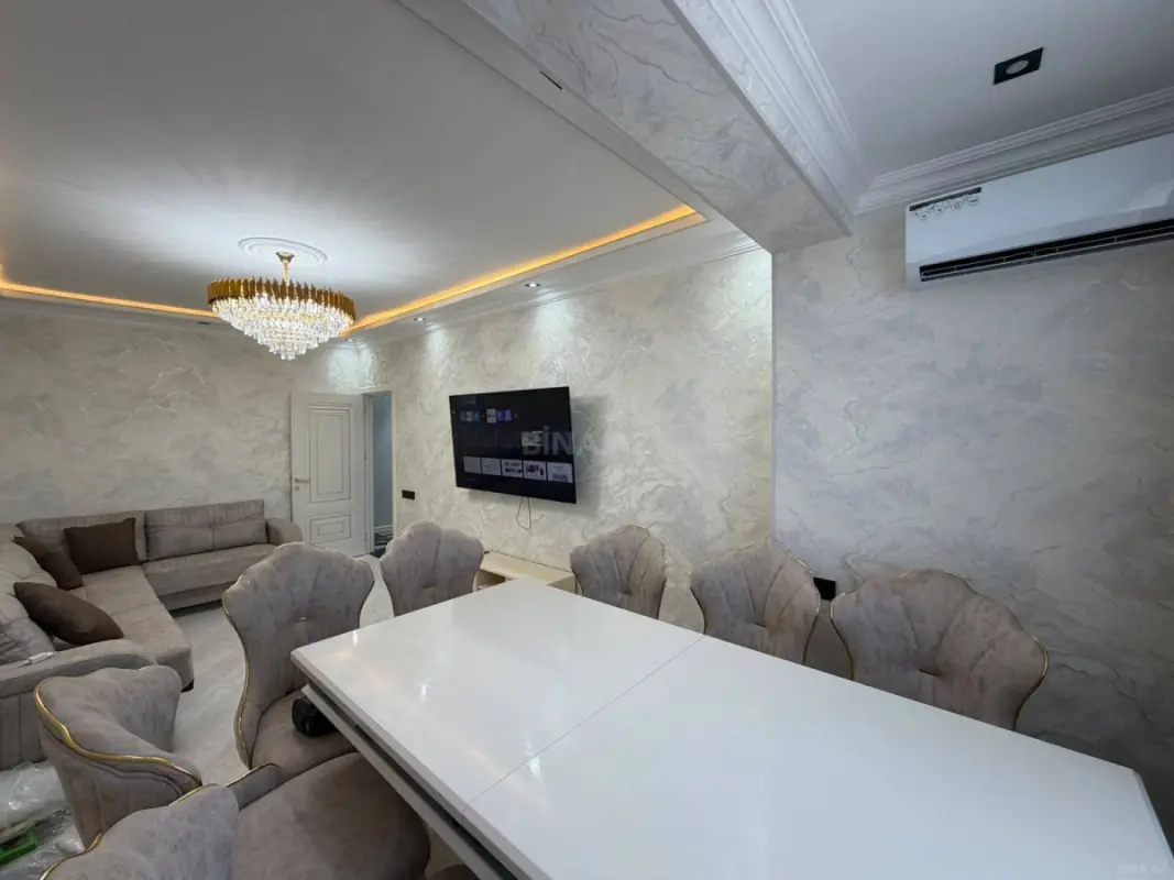 Satılır 4 otaqlı mənzil 110 m²