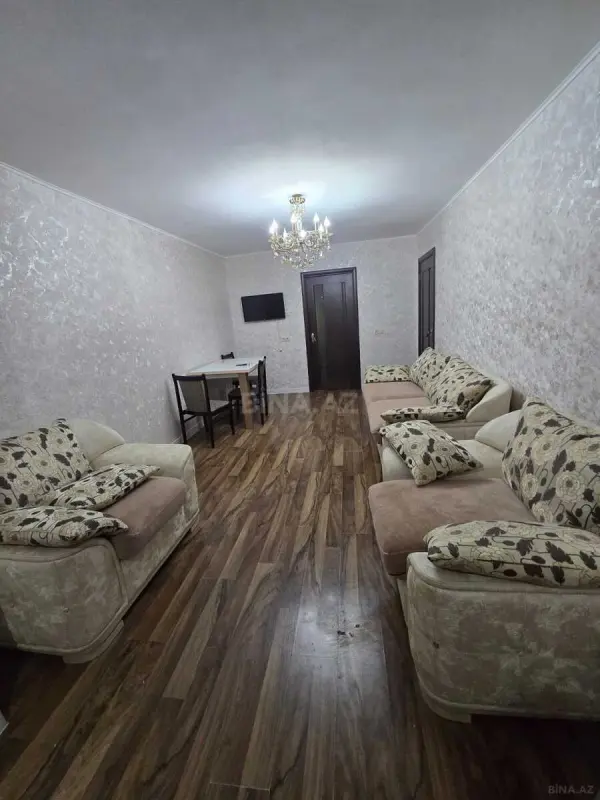Kirayə verilir 4 otaqlı mənzil 75 m²