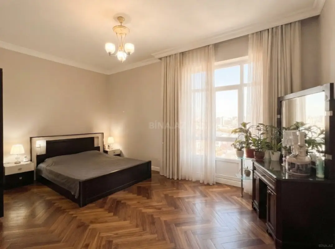 Satılır 3 otaqlı mənzil 86 m²