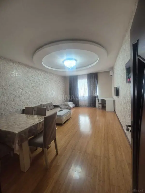 Kirayə verilir 3 otaqlı mənzil 105 m²