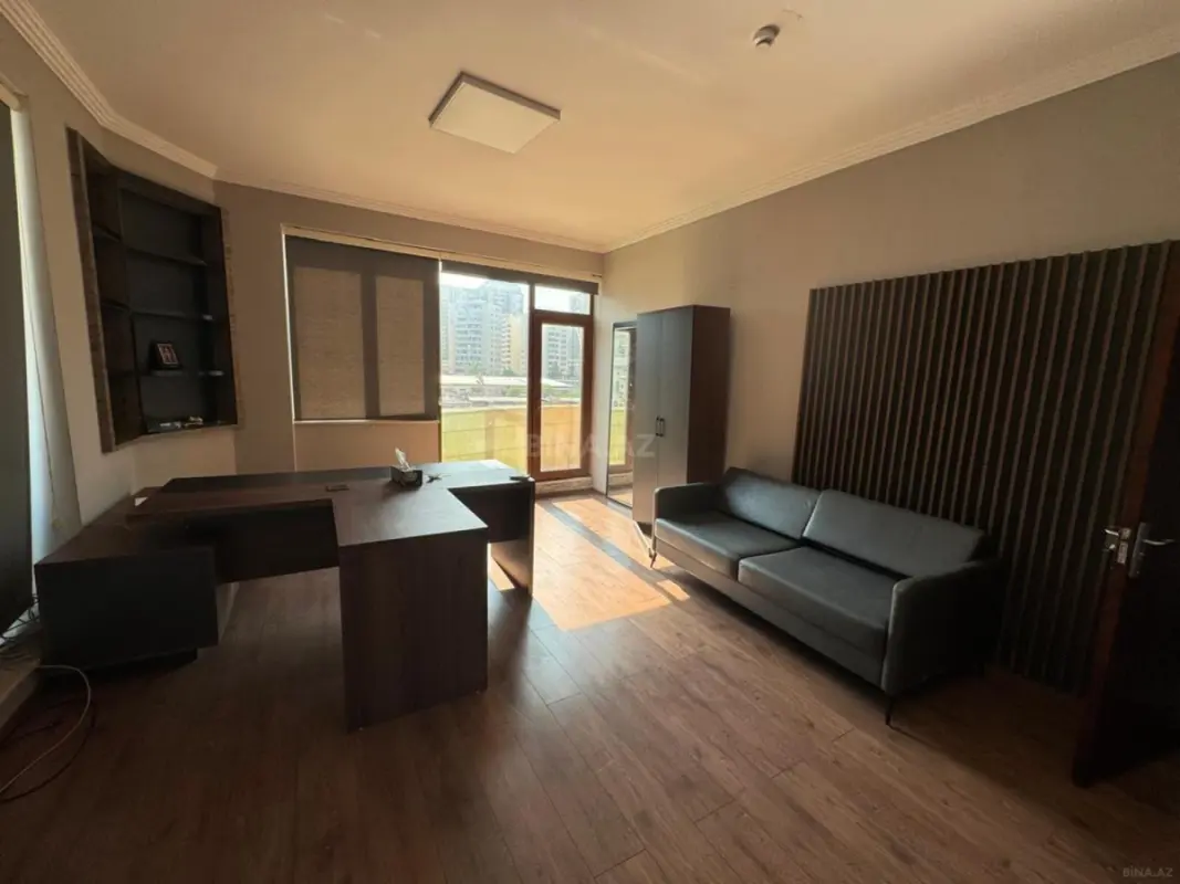 Kirayə verilir obyekt 1400 m²