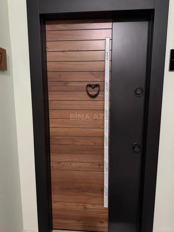 Satılır 3 otaqlı mənzil 106.8 m²