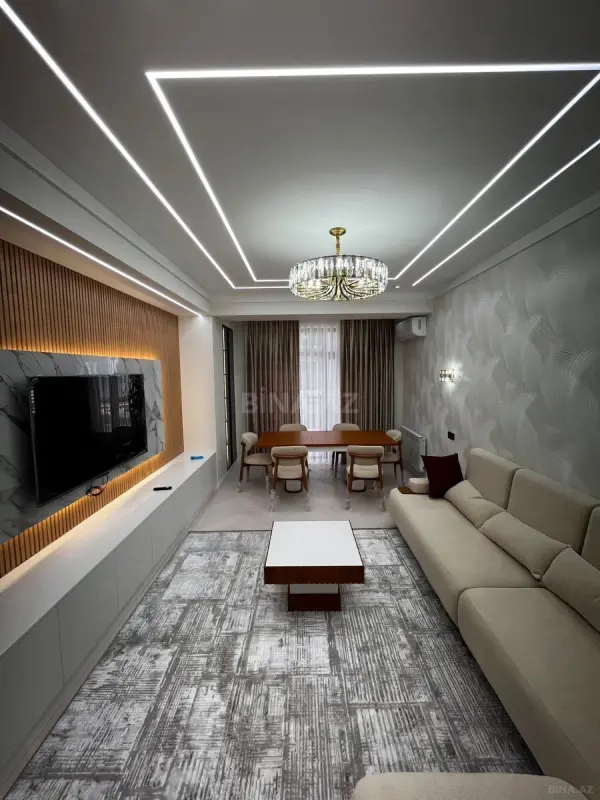 Satılır 4 otaqlı mənzil 182 m²