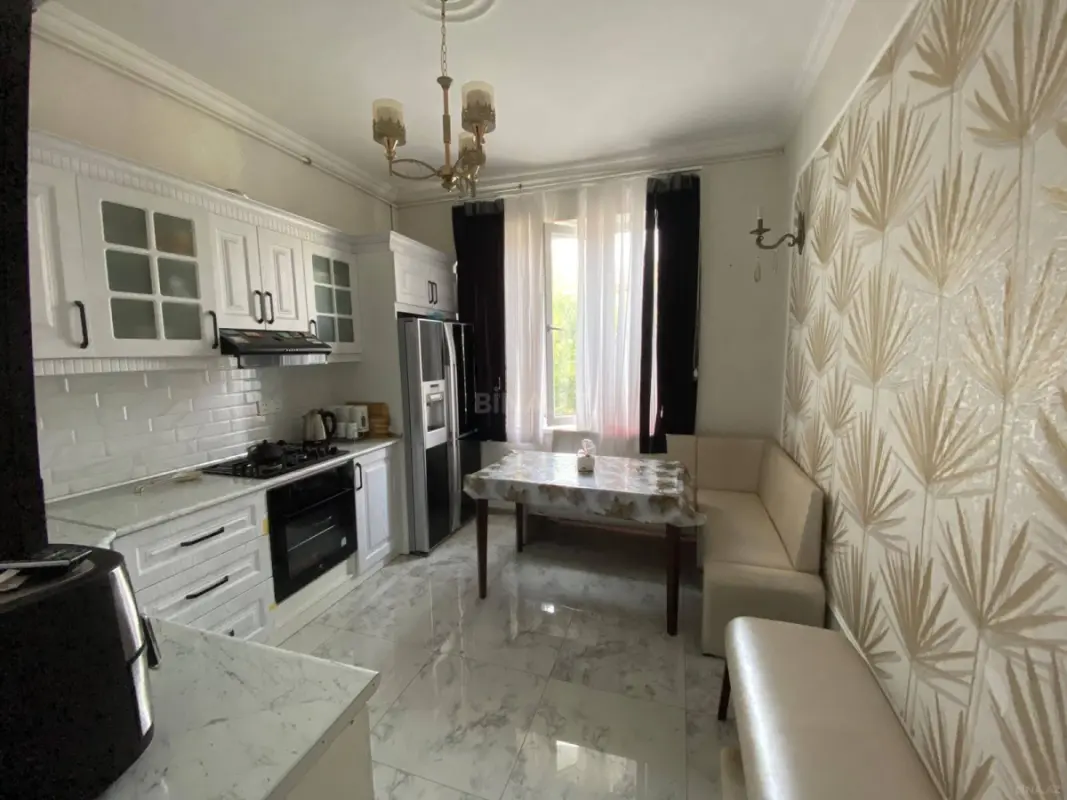 Kirayə verilir 3 otaqlı mənzil 80 m²
