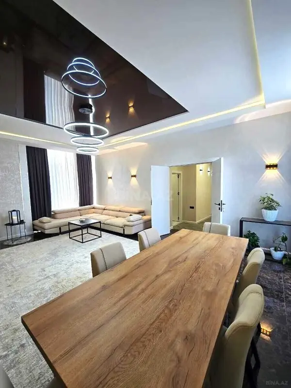 Satılır 3 otaqlı mənzil 475 m²