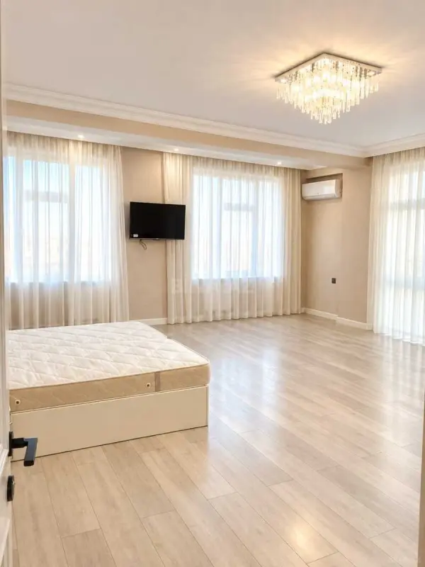 Kirayə verilir 3 otaqlı mənzil 96 m²