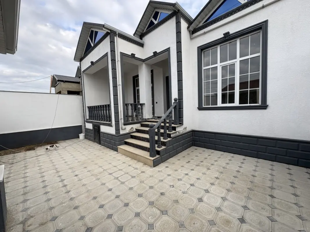 Satılır 4 otaqlı həyət evi 100 m²