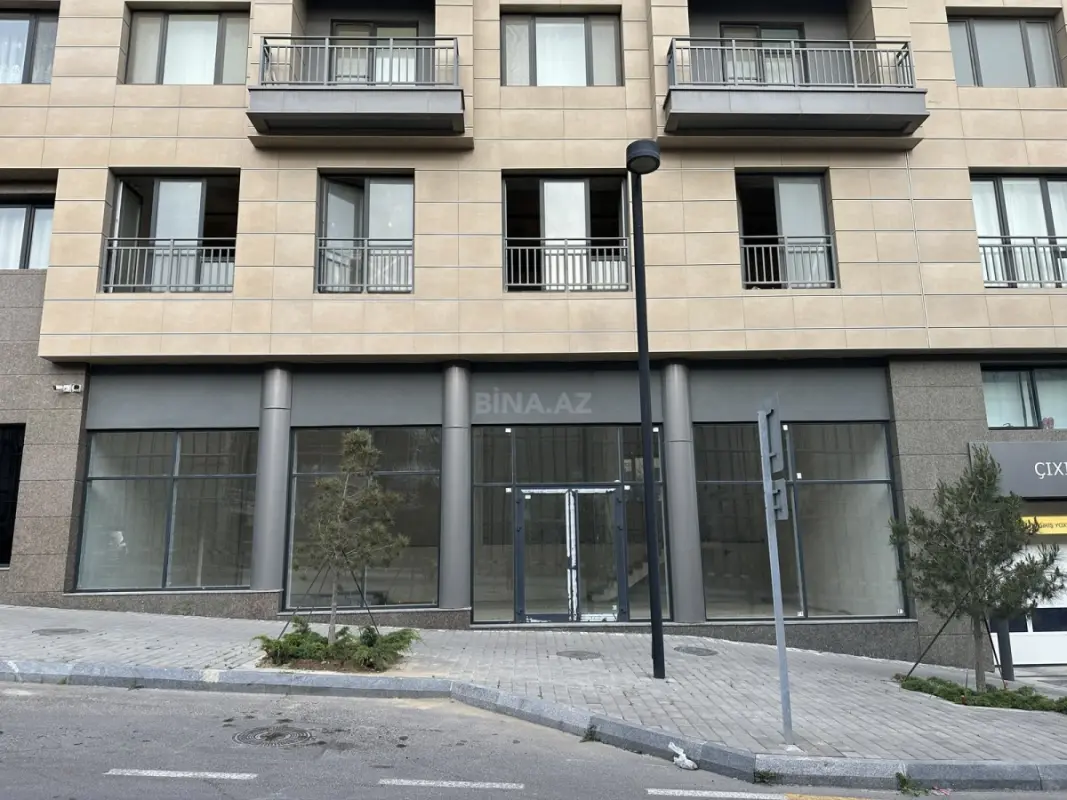 Kirayə verilir obyekt 160 m²