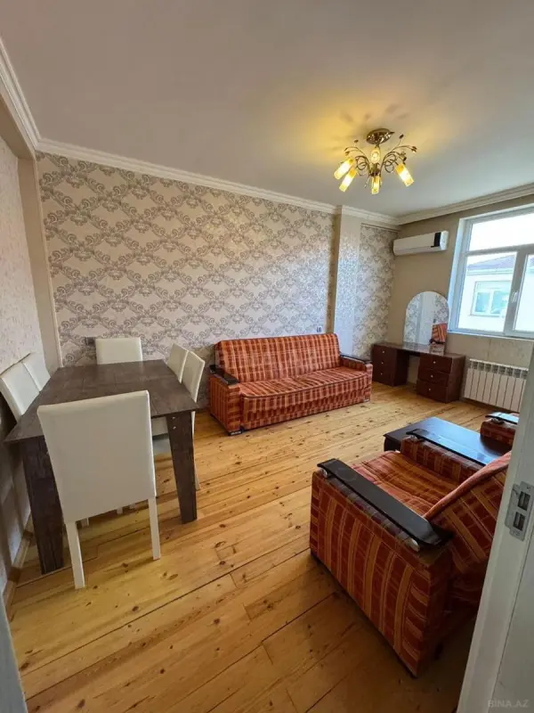Kirayə verilir 2 otaqlı mənzil 55 m²