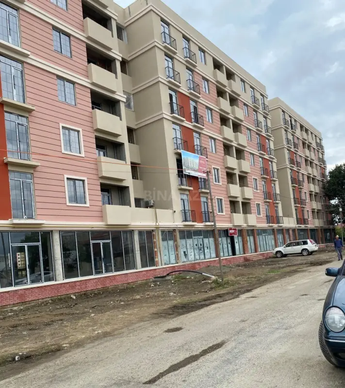 Satılır 2 otaqlı mənzil 79 m²
