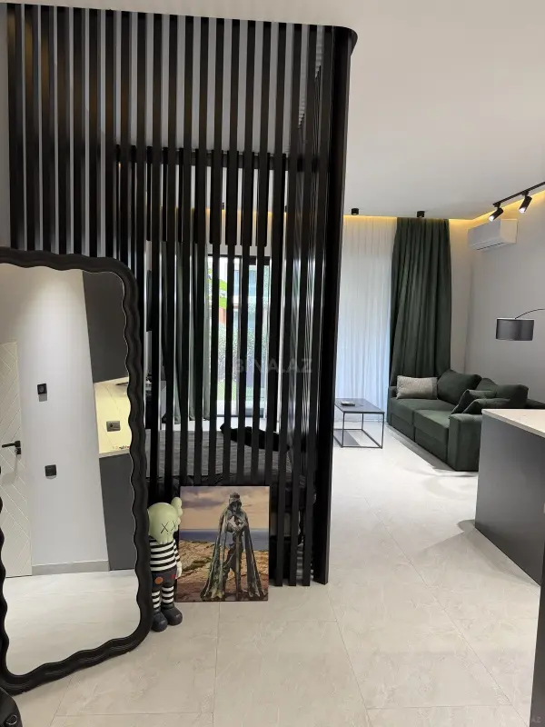 Satılır 1 otaqlı mənzil 57 m²
