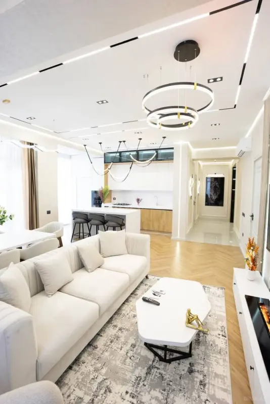 Satılır 3 otaqlı mənzil 109 m²